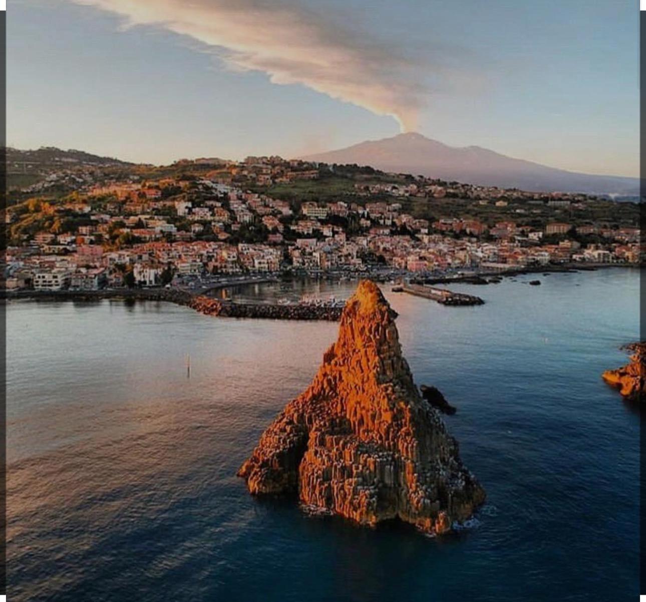 Bed and Breakfast Cbh Sicitaly Group Aci Castello Zewnętrze zdjęcie